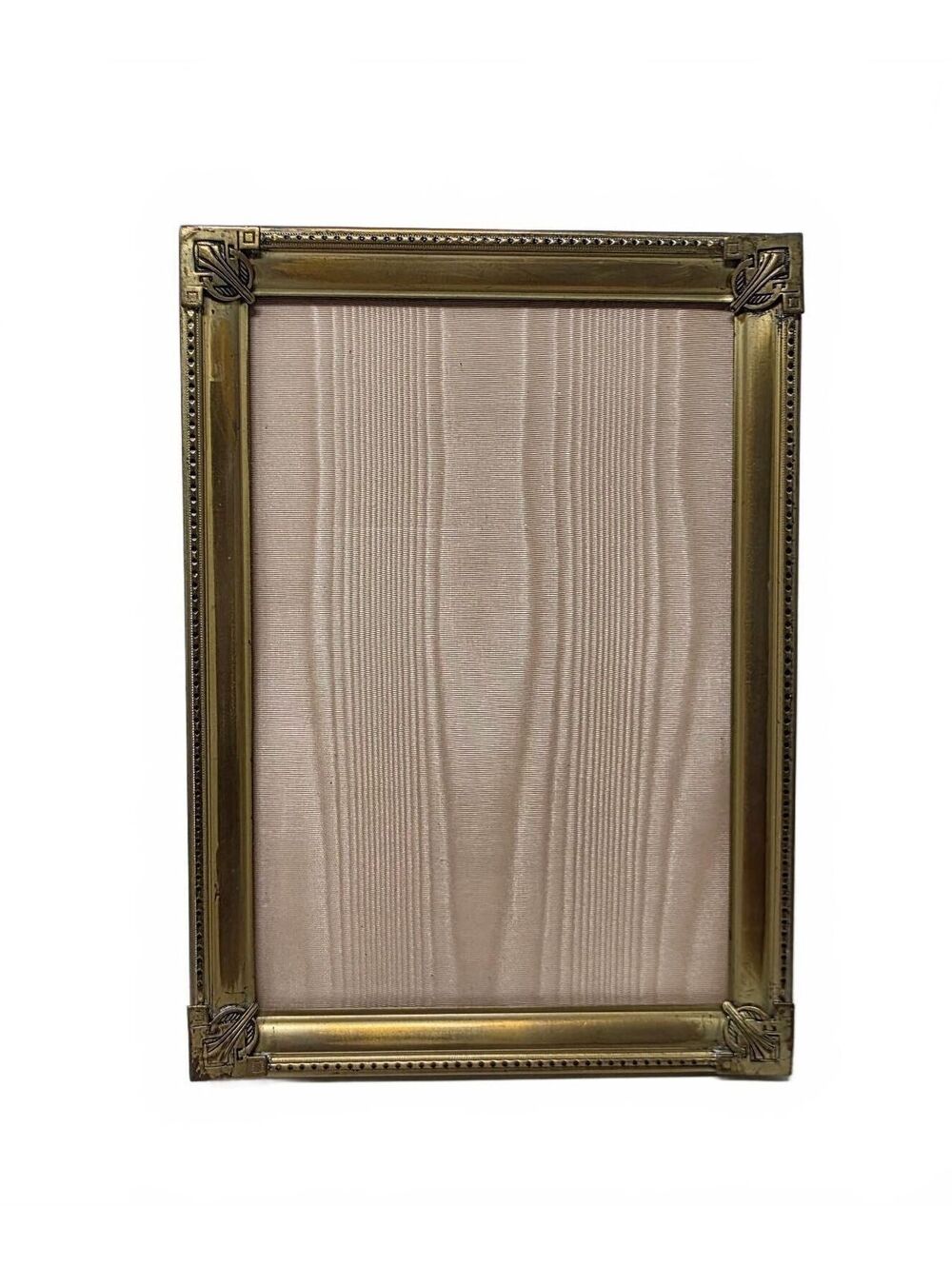 Vintage Gold Tone Picture Frame with Decorative Corners 7 x 5.25